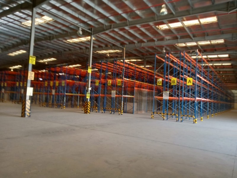 121,500 sqft Plot & 74,000 sqft Warehouse with Office and Loading Bay for Sale in Jafza SouthProperty ID: ASH PP 2808Location: Jafza (South)Property Type: Warehouse with Office and Loading Bay, Fully Rented OutProperty Details:• Plot Si  | RGEstate UAE