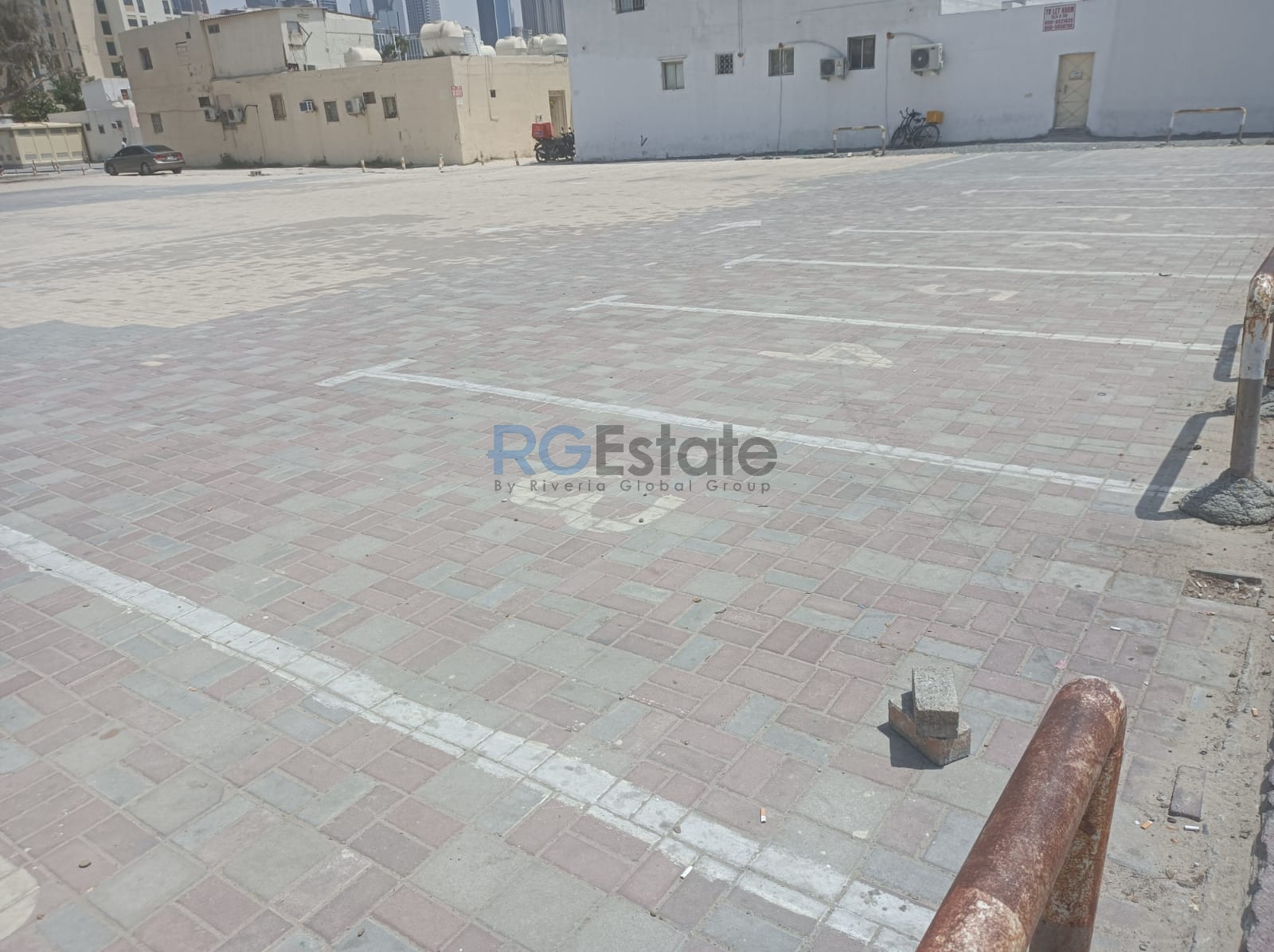 قطعة أرض 30،000 قدم مربع متاحة للإيجار في السطوة  | RGEstate UAE