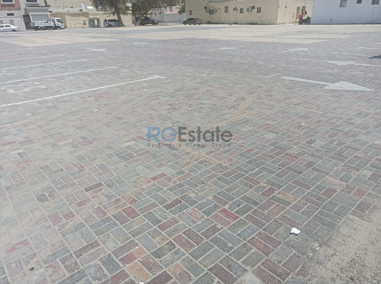 قطعة أرض 30،000 قدم مربع متاحة للإيجار في السطوة  | RGEstate UAE