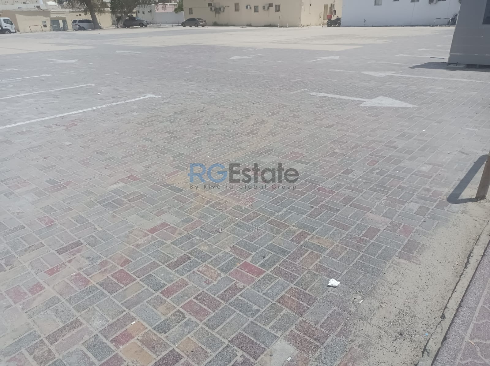 قطعة أرض 30،000 قدم مربع متاحة للإيجار في السطوة  | RGEstate UAE