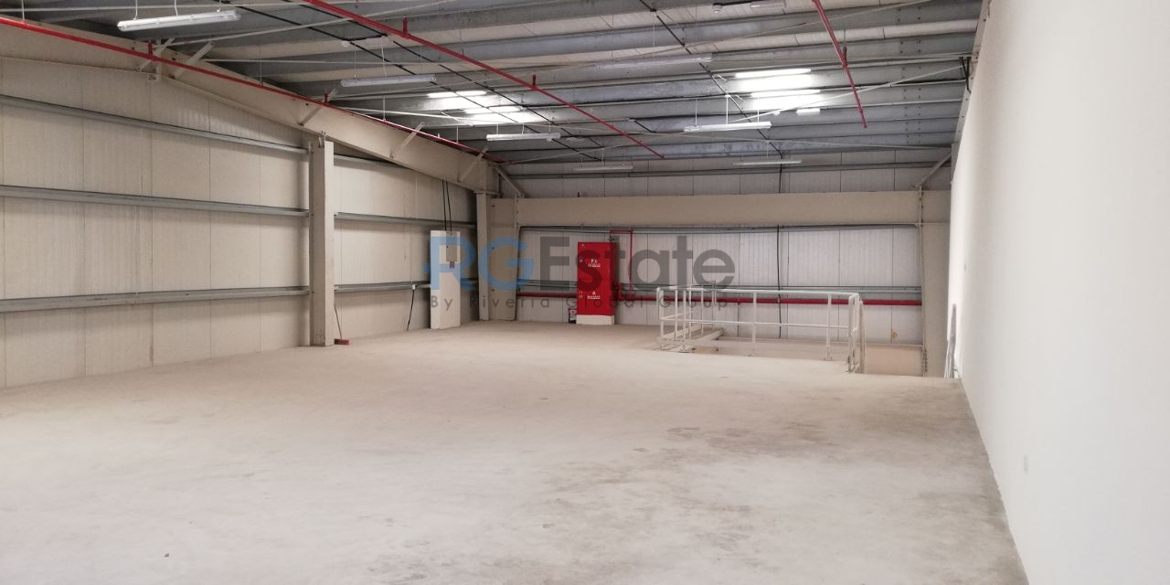 16,200 Sq Ft Rented Warehouse with Mezzanine Floor for Sale – Al Khawaneej (Al Ttay), Dubai  | RGEstate UAE