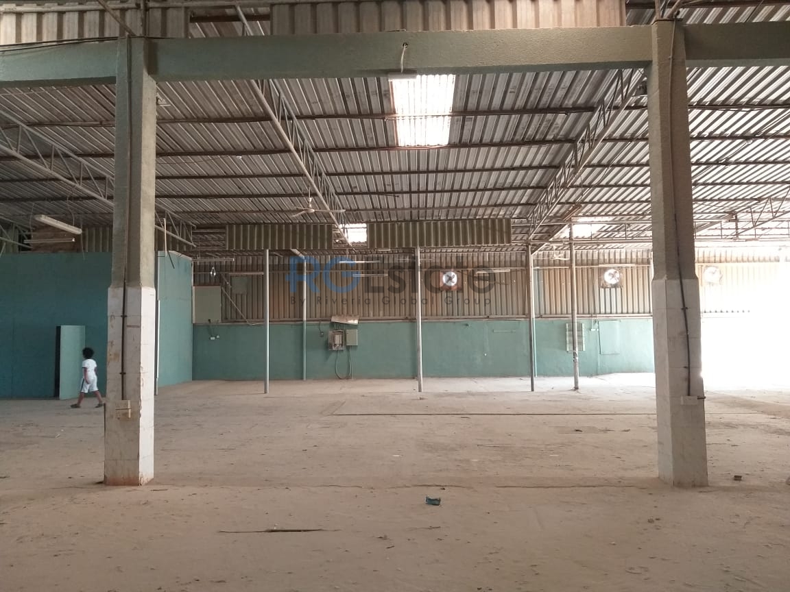 1 ميغاواط مع مكتب سقيفة متاح للإيجار في القصيص  | RGEstate UAE