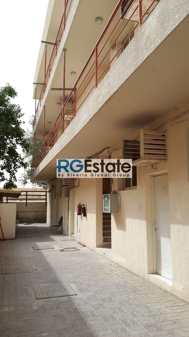 33 غرفة سكن عمال مستقل متاحة للبيع في المحيصنة (سونابور)  | RGEstate UAE