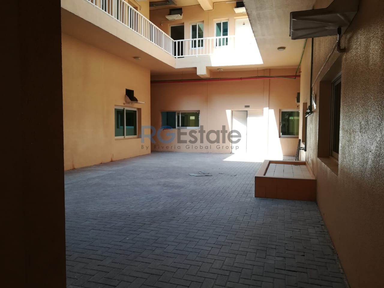 274 غرفة سكن عمال متاحة للبيع في المحيصنة  | RGEstate UAE