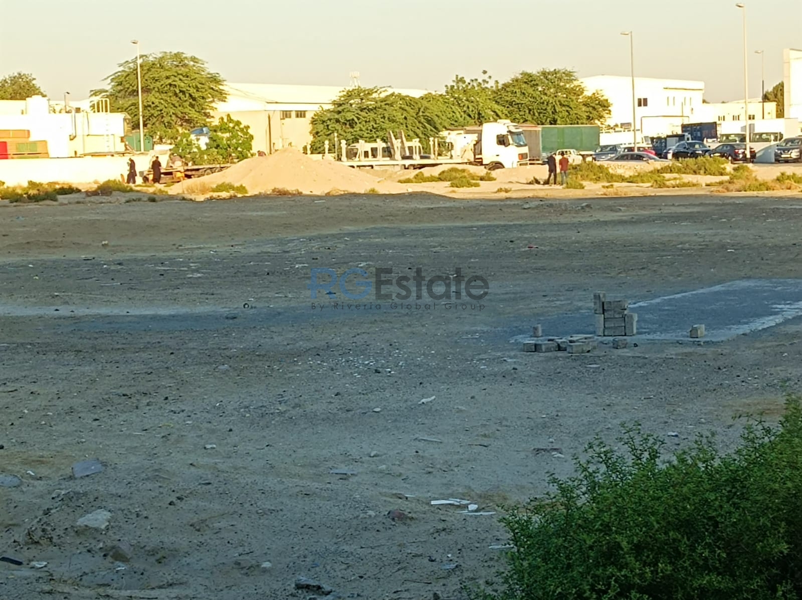 Freehold Plot 31,550 sqft Can Build Showroom office & Apartment For Sale in Ras Al Khor  | RGEstate UAE