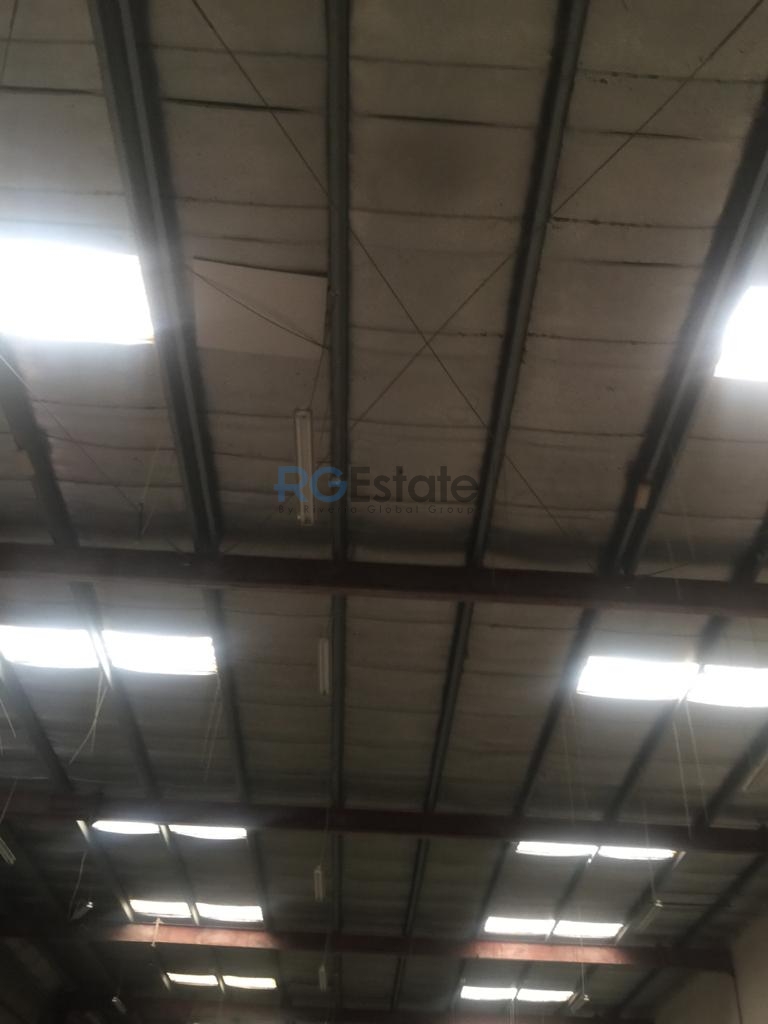 50،000 قدم مربع! مستودع للإيجار بالكامل  | RGEstate UAE