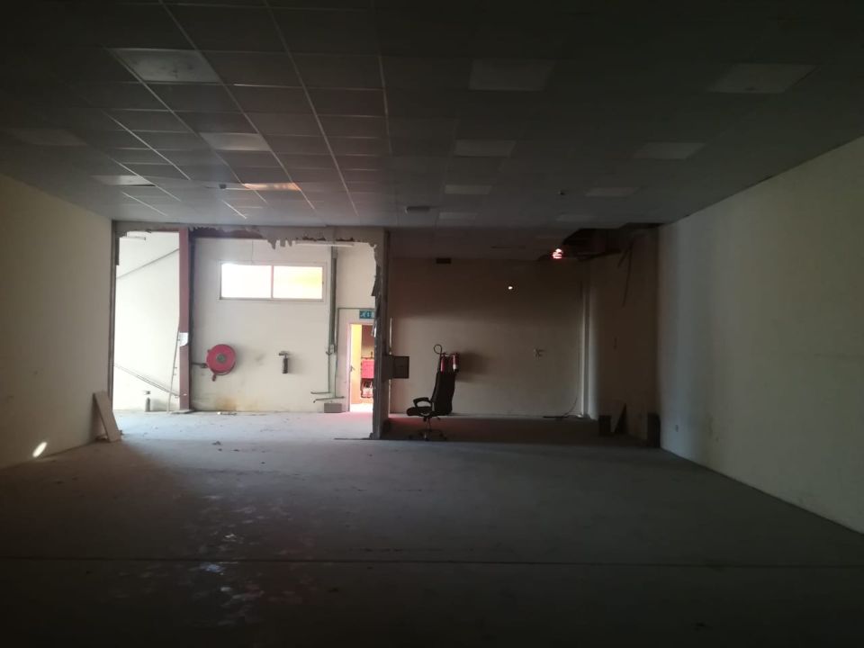 Rented 12,500 Sqft Warehouse with Mezzanine Office for Sale in Al Qusais – High Power Load  | RGEstate UAE