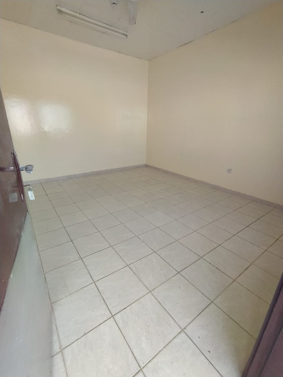 Fully Equipped Labour Camp with 137 Rooms for Rent in Al Quoz - Ideal Workforce Accommodation  | RGEstate UAE