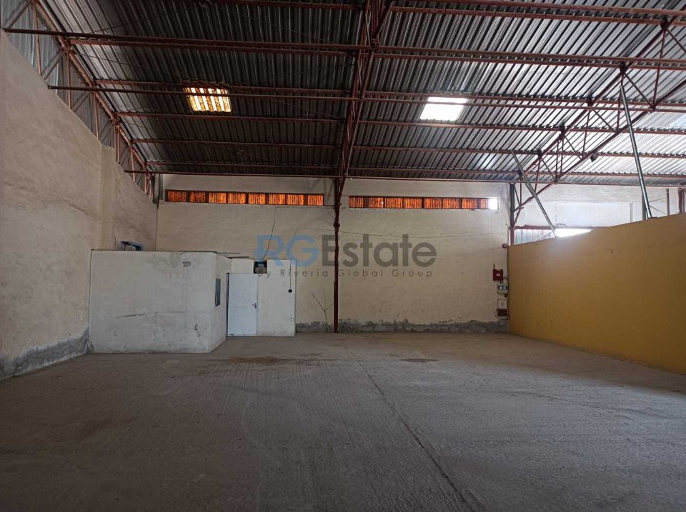 Versatile Industrial Space: 30,000 Sqft Land with Shed for Rent in Ras Al Khor  | RGEstate UAE
