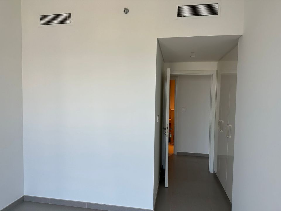 Brand New 2 Bedrooms | Zaabeel View | Corner Unit | Very High Floor  | RGEstate UAE