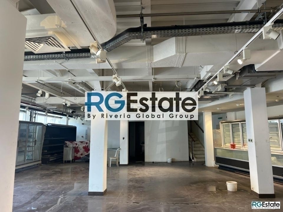 6,900 sqft Showroom with Mezzanine for Sale in Jafza.  | RGEstate UAE
