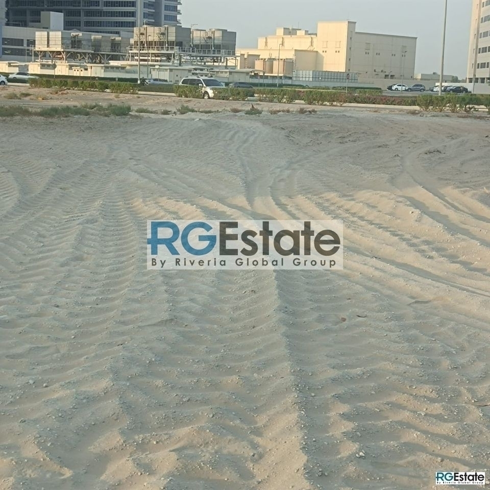Prime Investment Opportunity: 10,000 Sqft Commercial & Residential Plot For Sale In Meena Bazar Bur Dubai  | RGEstate UAE