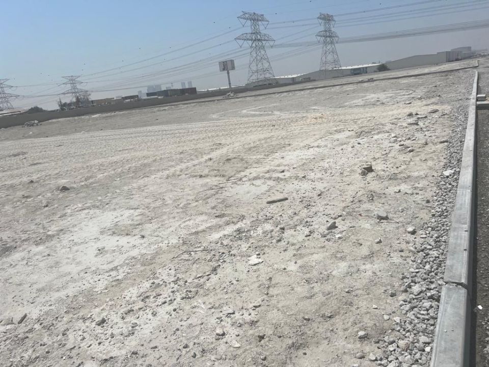 500,000 sqft Plot for Warehouse use leasehold for Sale in jebel Ali  | RGEstate UAE
