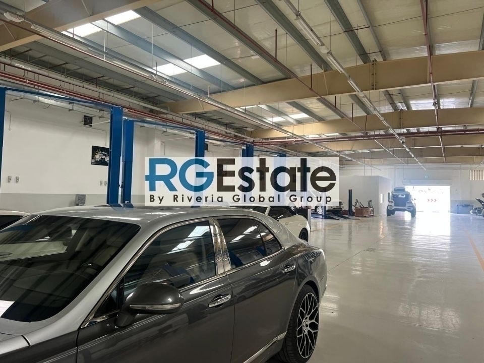 85,000 sqft Plot & 26,000 sqft Warehouse For Sale in DIC  | RGEstate UAE