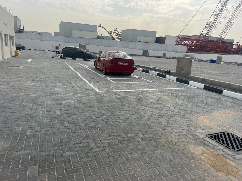 85,000 sqft Plot & 26,000 sqft Warehouse For Sale in DIC  | RGEstate UAE