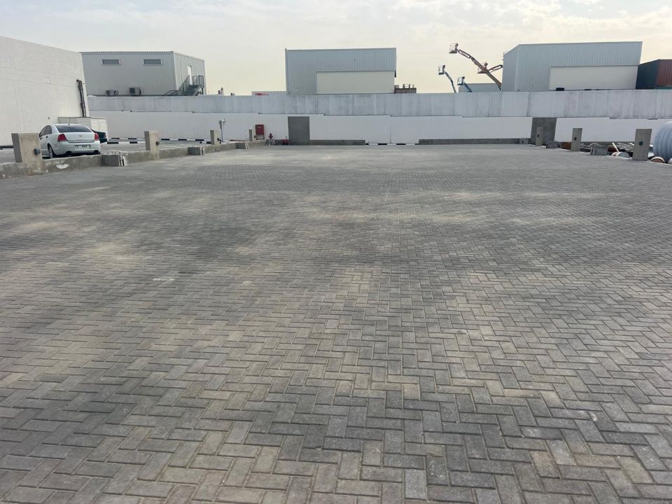 85,000 sqft Plot & 26,000 sqft Warehouse For Sale in DIC  | RGEstate UAE