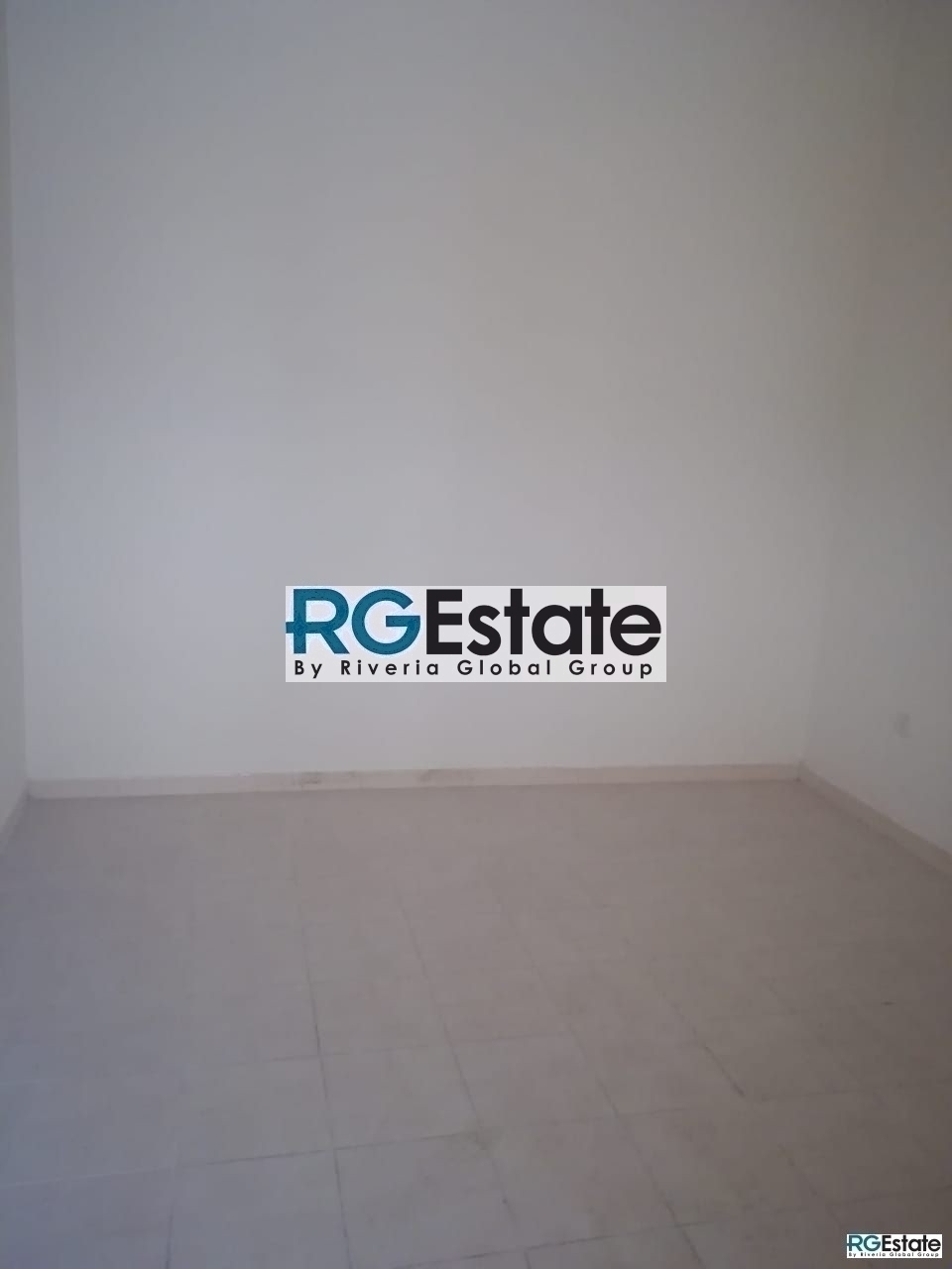 Modern G+3 Labour Camp for Rent in Al Quoz: 183 Rooms with Retail Spaces and Amenities Included  | RGEstate UAE