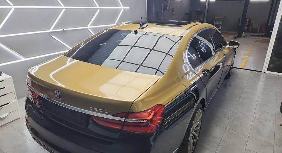 Running Garage with Business & License for Sale in Al Quoz Industrial Area - Al Quoz - MAK PP 4159  | RGEstate UAE