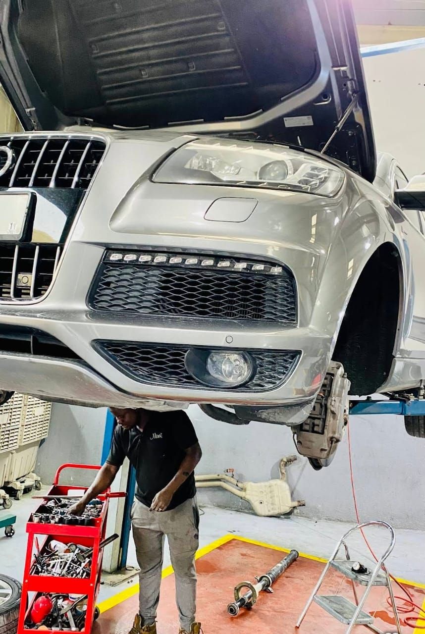 Running Garage with Business & License for Sale in Al Quoz Industrial Area - Al Quoz - MAK PP 4159  | RGEstate UAE