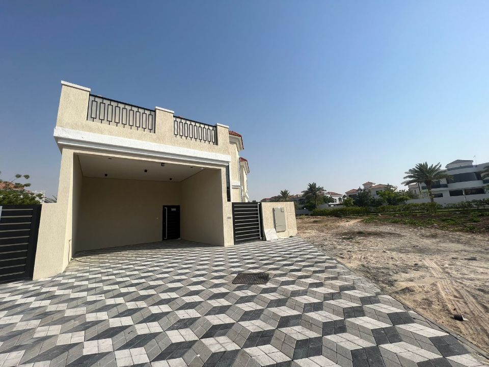 BRIGHT & SPACIOUS ! BRAND NEW 5 BEDROOM VILLA FOR RENT   | RGEstate UAE