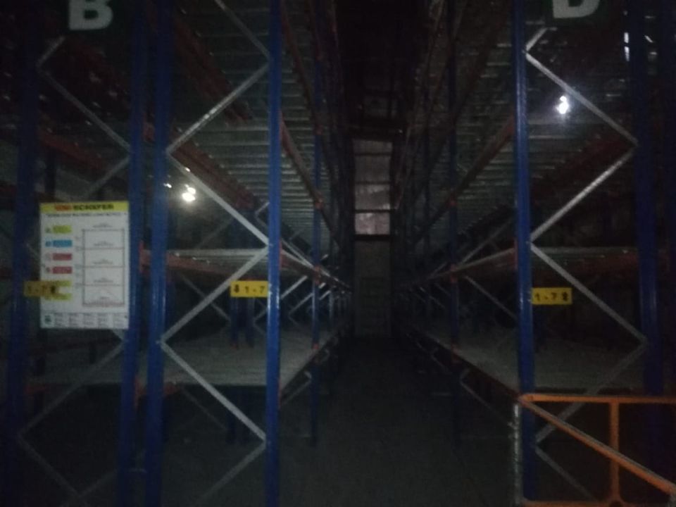 27,000 Sqft Freehold Warehouse with Loading Bay for Sale in Sharjah 15 – Prime Industrial Location  | RGEstate UAE