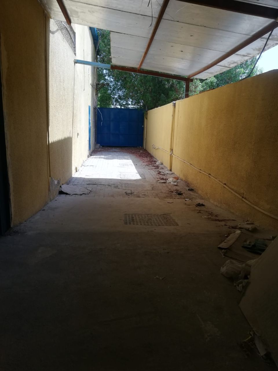 Independent Vacant 10,000 Sqft Cold Storage Warehouse With Mezzanine Floor Office For Sale in Al Qusais  | RGEstate UAE