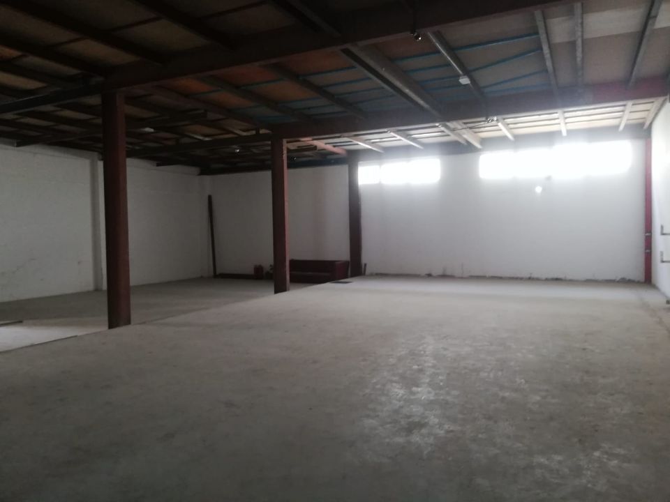 Independent 10,000 Sqft Cold Storage Warehouse With Mezzanine Floor Office For Rent in Al Qusais  | RGEstate UAE