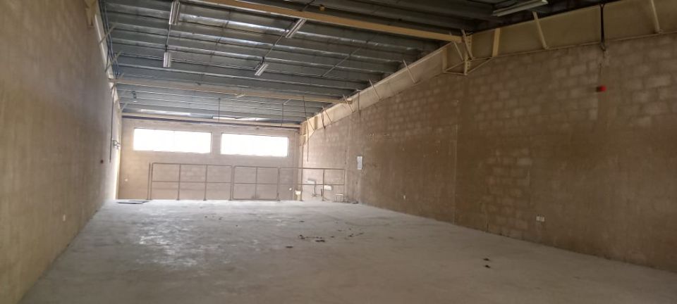 Rented 78,400 Sqft Warehouse With Mezzanine Floor For sale in Sajja Sharjah  | RGEstate UAE
