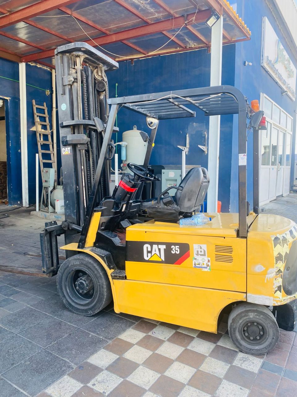 17,000 sqft Commercial Warehouse For Sale in DIC  | RGEstate UAE