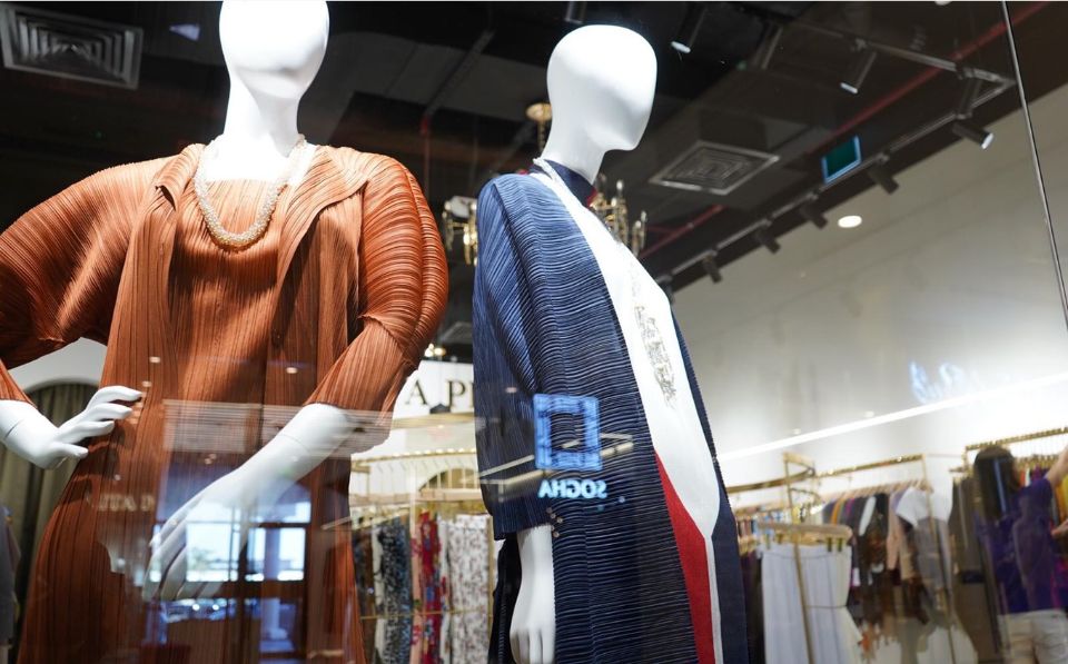 Running Apparel Business For Sale  - Jumeirah - RP 4421  | RGEstate UAE