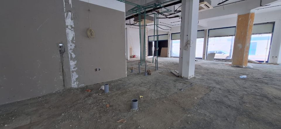 GOOD LOCATION | RETAIL SHOP AVAILABLE FOR RENT | IN KARAMA  | RGEstate UAE