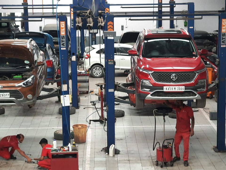 16,000 Sqft Running Service Center with Business & Setup For Sale in Ras Al Khor Industrial Area - Ras Al Khor - MAK PP 4242  | RGEstate UAE