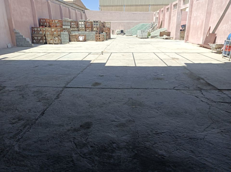 800 kW Power | 40,000 Sqft Industrial Land & Shed with Office for Sale in Umm Ramool  | RGEstate UAE