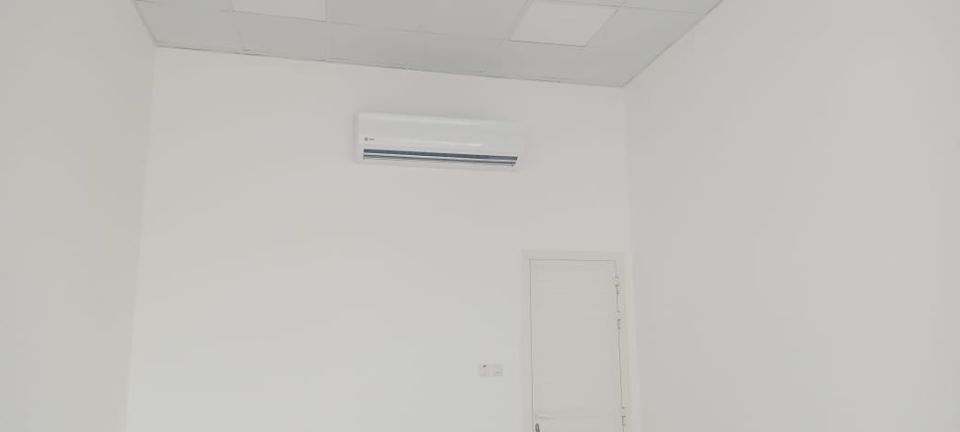 GOOD LOCATION | RETAIL SHOP AVAILABLE FOR RENT | IN AL KARAMA  | RGEstate UAE