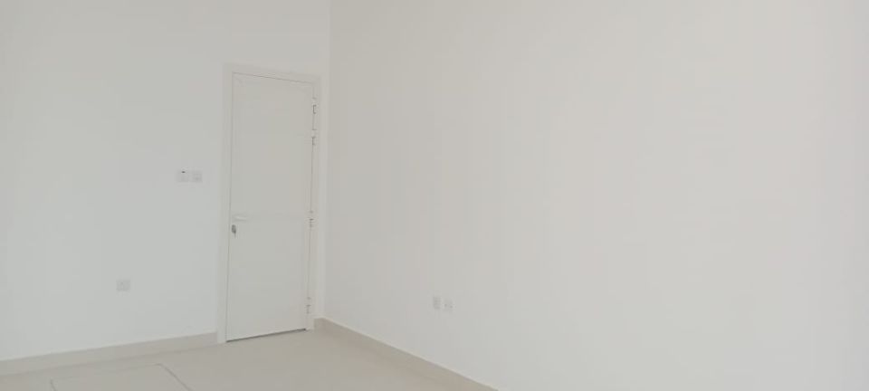 GOOD LOCATION | RETAIL SHOP AVAILABLE FOR RENT | IN AL KARAMA  | RGEstate UAE