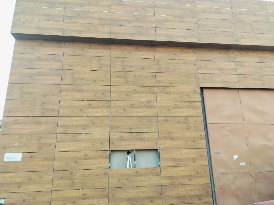 2,000 Sqft Warehouse Available for Rent in Umm Ramool  | RGEstate UAE