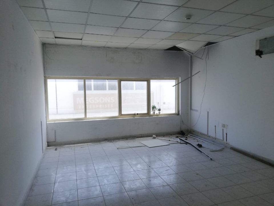 5,700 Sqft Warehouse with Mezzanine Floor for Rent in Al Quoz  | RGEstate UAE