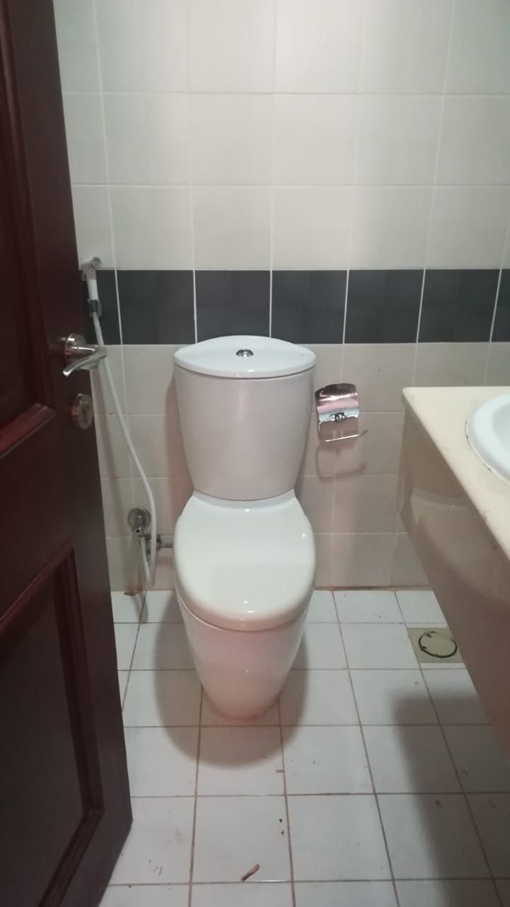 Investment Opportunity: 21 Units G+7 Rented Full Building for Sale in Al Khabisi, Deira, Dubai  | RGEstate UAE