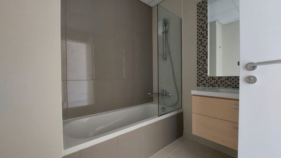 Fully Furnished 4 Bedroom G+1 Villa with Swimming Pool & Garden for Rent in Jumeirah Islands  | RGEstate UAE