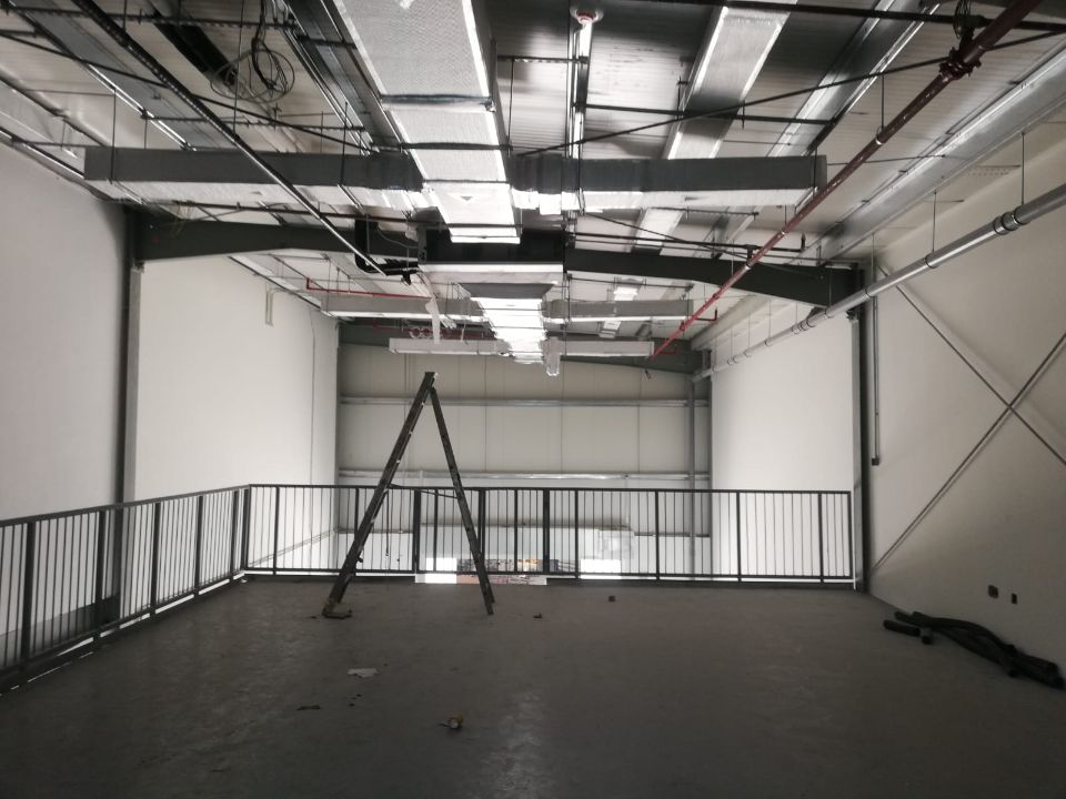 (Independent & Tax Free) Fully Airconditioned 10,500 Sqft Showroom warehouse For Rent in Ras Al Khor  | RGEstate UAE