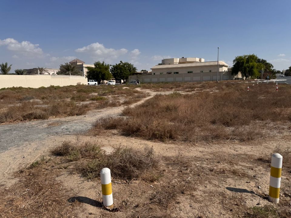 Freehold 17,000 Sqft Villa Plot For Sale In Al Mizhar 1  | RGEstate UAE