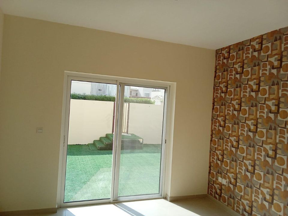 Unfurnished | Spacious Layout |3 Bedroom For Rent   | RGEstate UAE