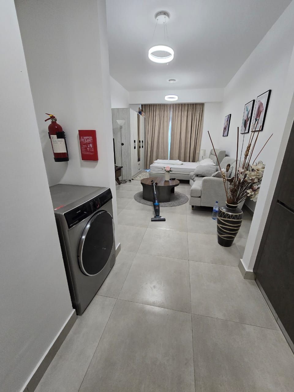 Fully Furnished Studio  | Vacant Now | Prime Location  | RGEstate UAE