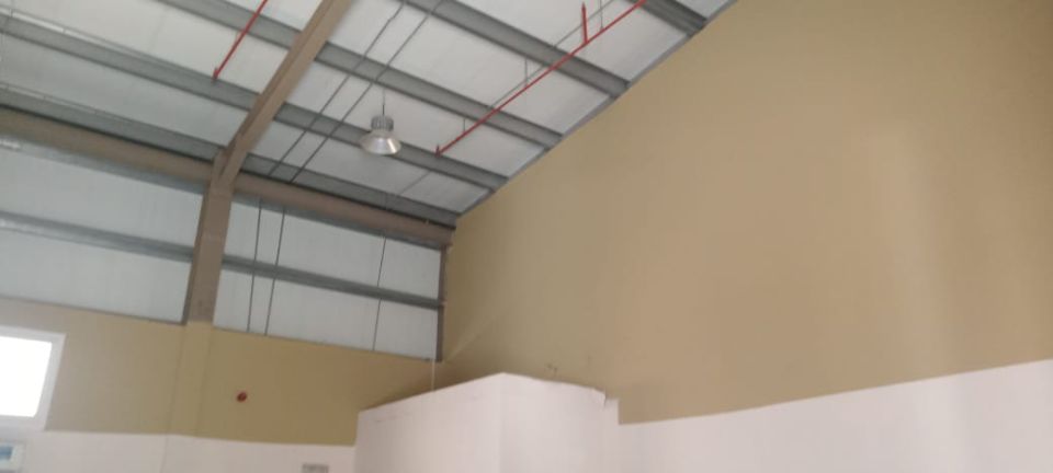 4,500 Sqft Showroom Warehouse with Mezzanine Floor Available For Rent in Al Quoz  | RGEstate UAE