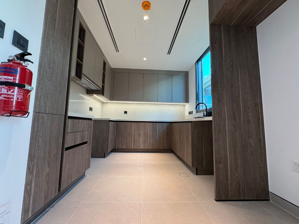 Exclusive | Corner W/Large Plot | Landscape Option  | RGEstate UAE