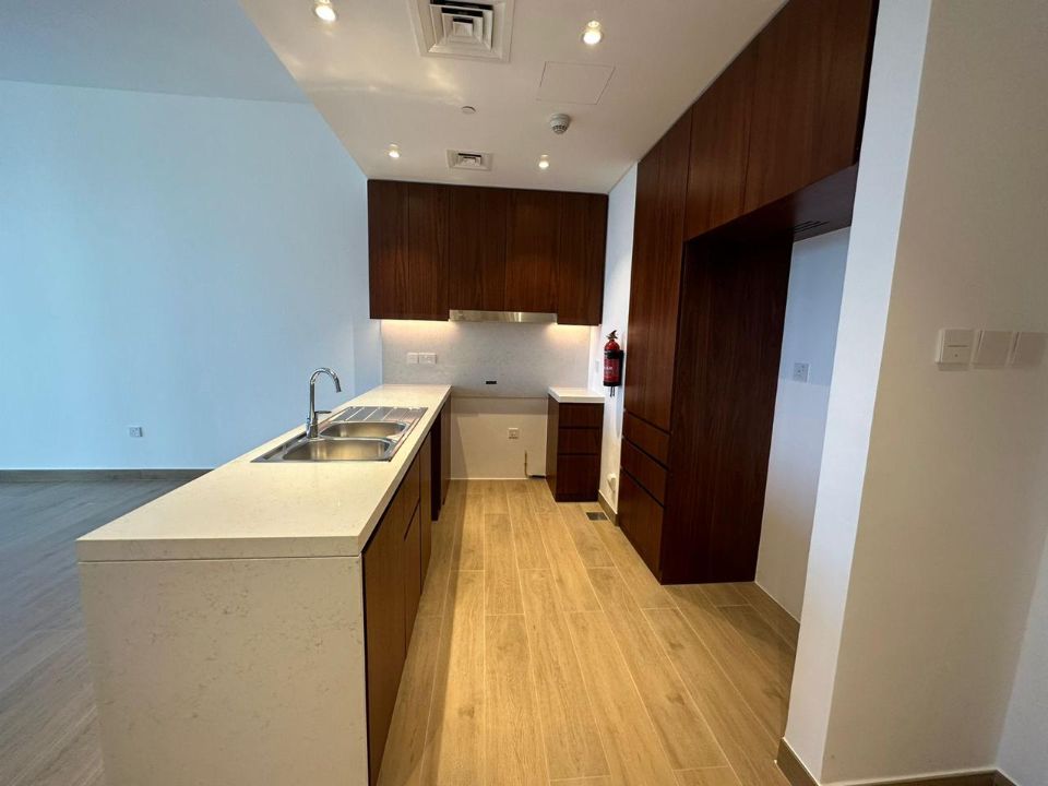 Genuine Resale | Bright & Spacious | Downtown views  | RGEstate UAE