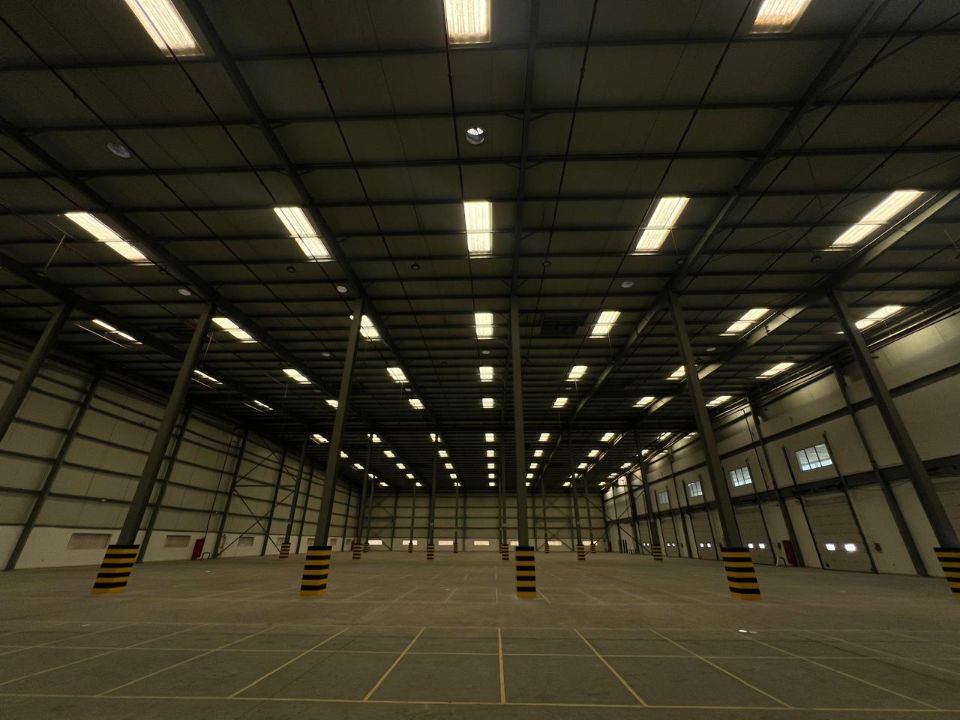 65,000 sqft Warehouse For Rent in JAZFA South
  | RGEstate UAE