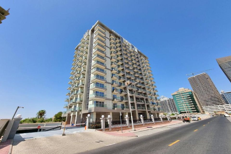 Vacant  | Spacious  Studio with Balcony in Sports City   | RGEstate UAE
