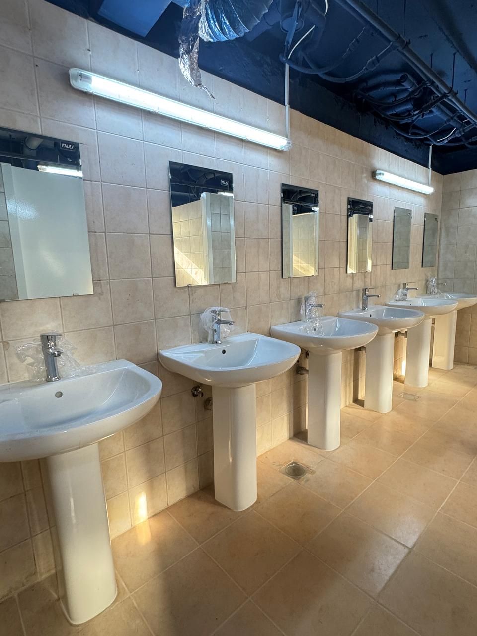 Rented 476-Room Labour Camp for Sale in Al Ttay, Al Khawaneej  | RGEstate UAE