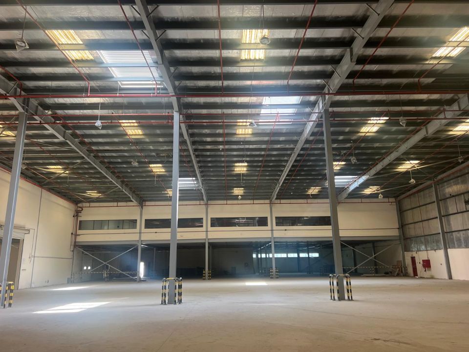 60,000 sqft Commercial Warehouse For Rent in JAFZA  | RGEstate UAE